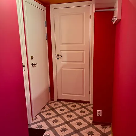 New Beautiful Flat, Parking!